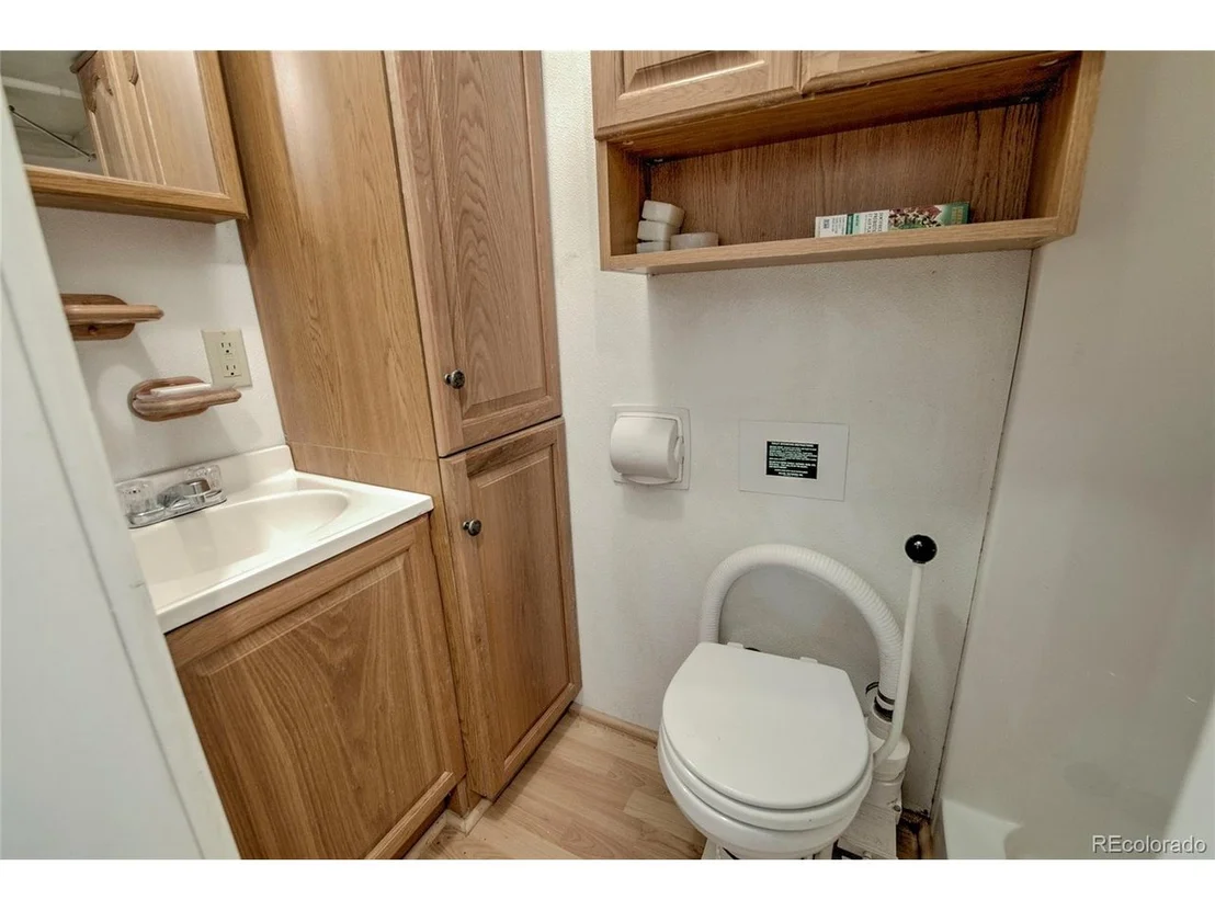 Photo of 420 Nuthatch Dr
