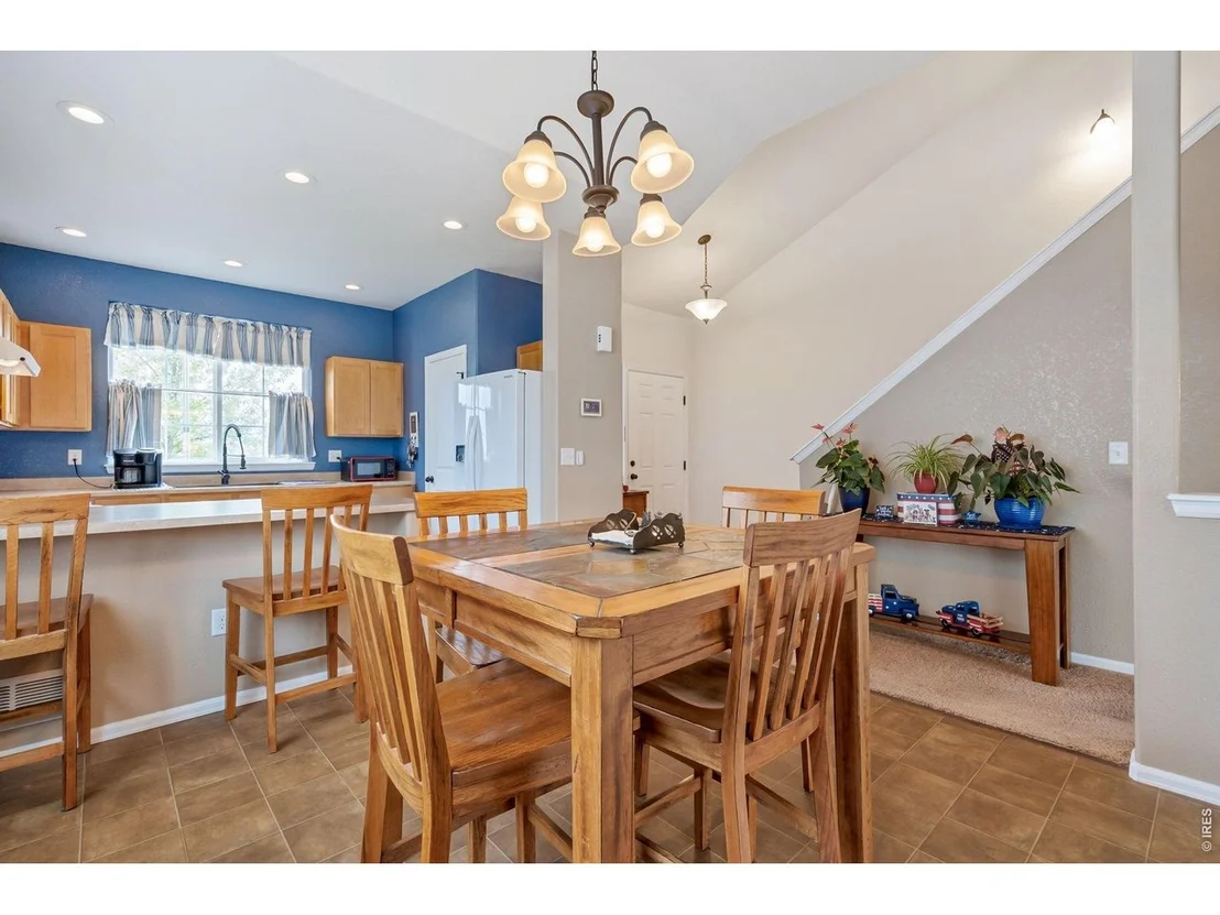 Photo of 708 Mountain Ave