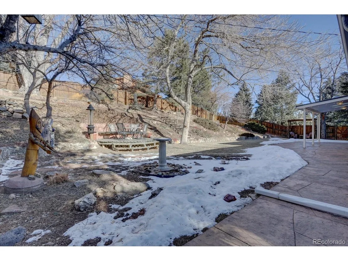 Photo of 2031 Crestvue Cir