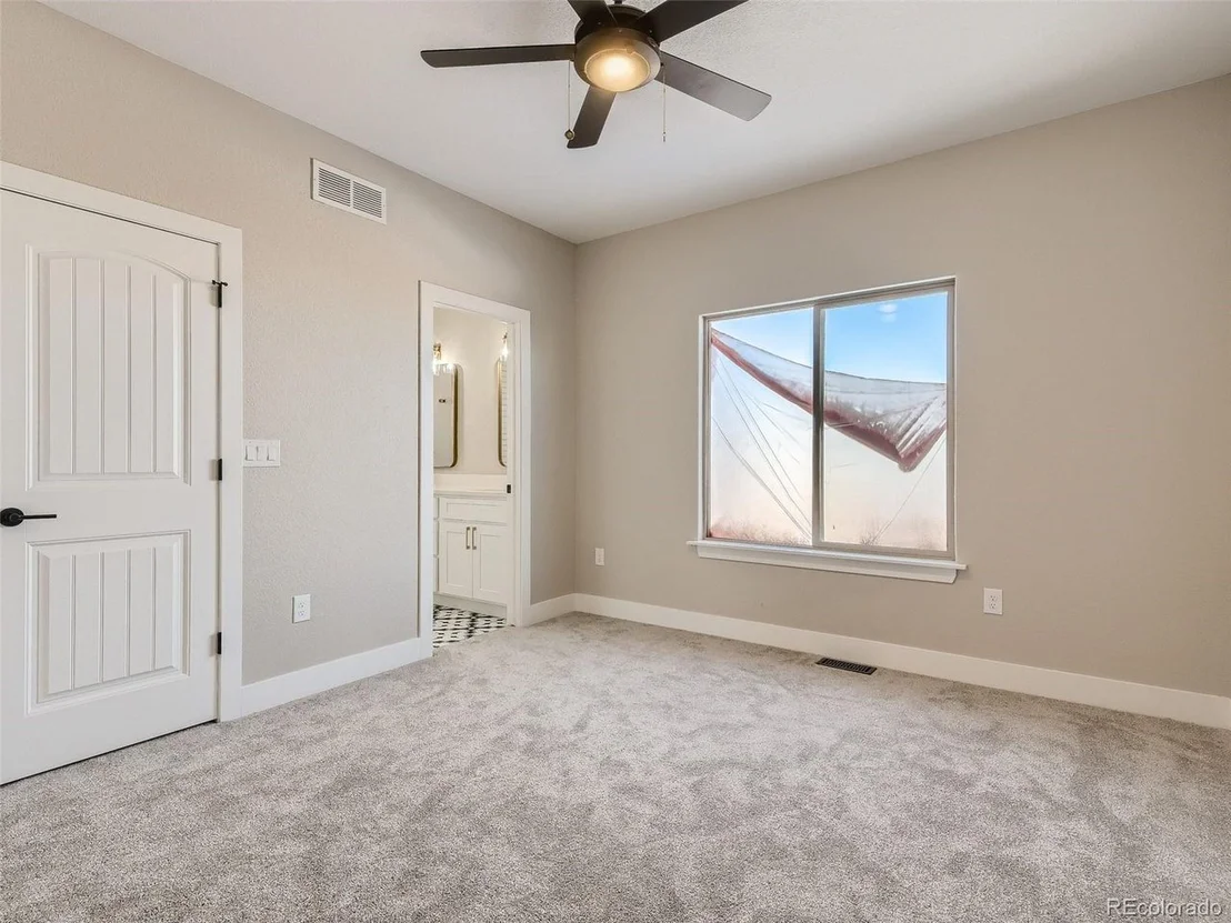 Photo of 535 Dukes Way