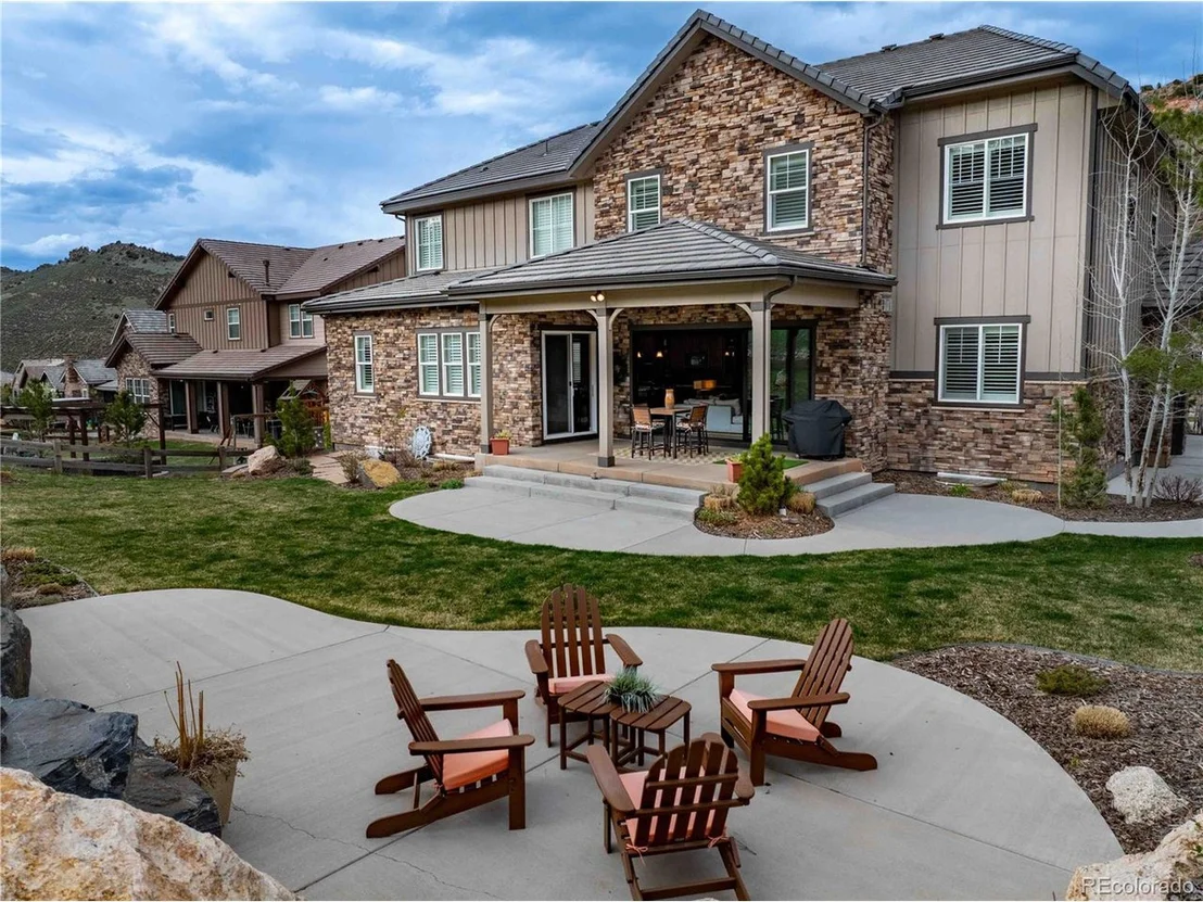 Photo of 4937 Hogback Ridge Rd