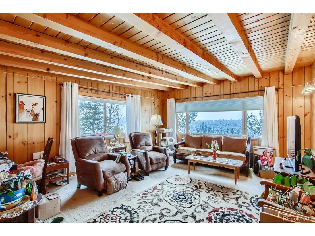 Photo of 485 Feldspar Rd