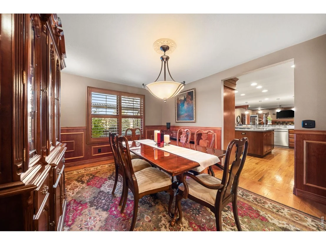 Photo of 2900 Spring Mountain Dr