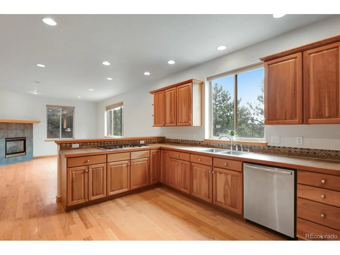 Photo of 3118 Moonshadow Ln
