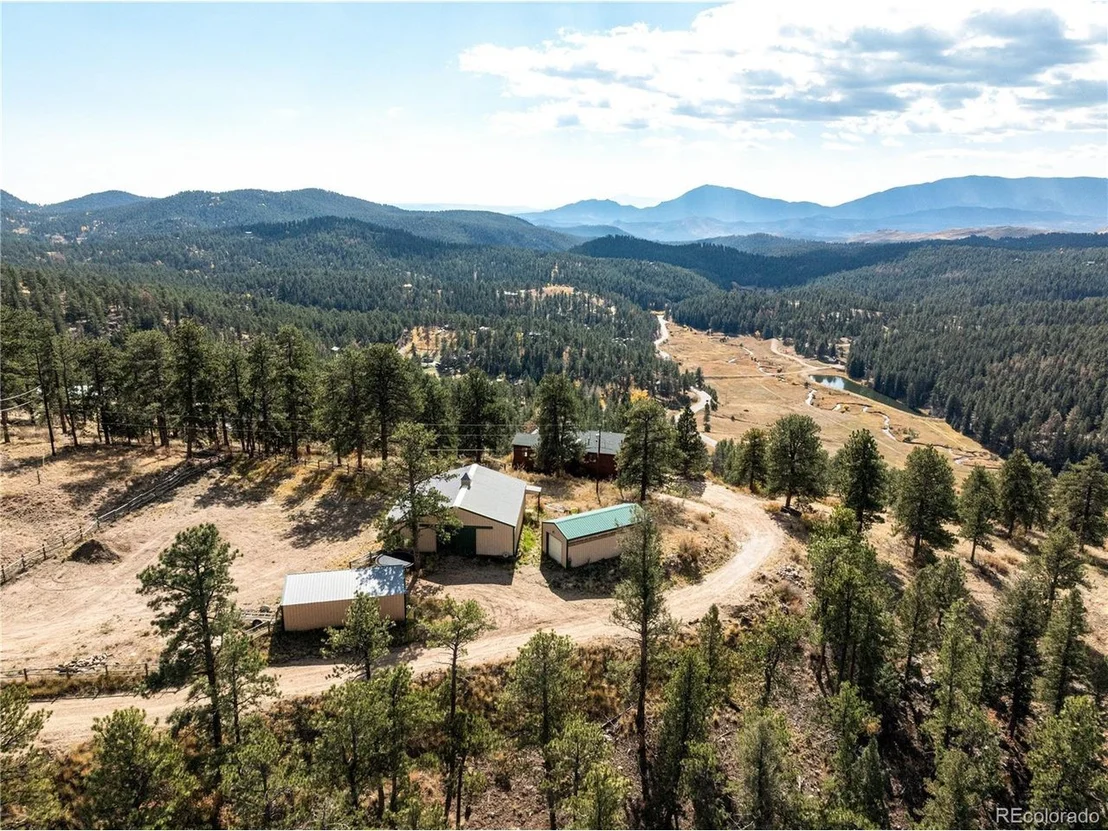 Photo of 31437 Evans View Ln