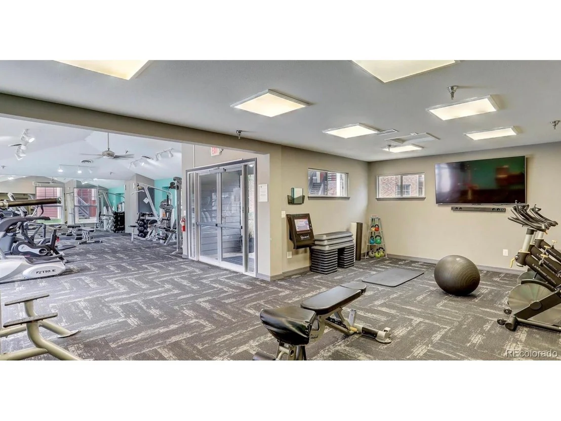 Photo of Unit 301 at 4990 Meredith Way
