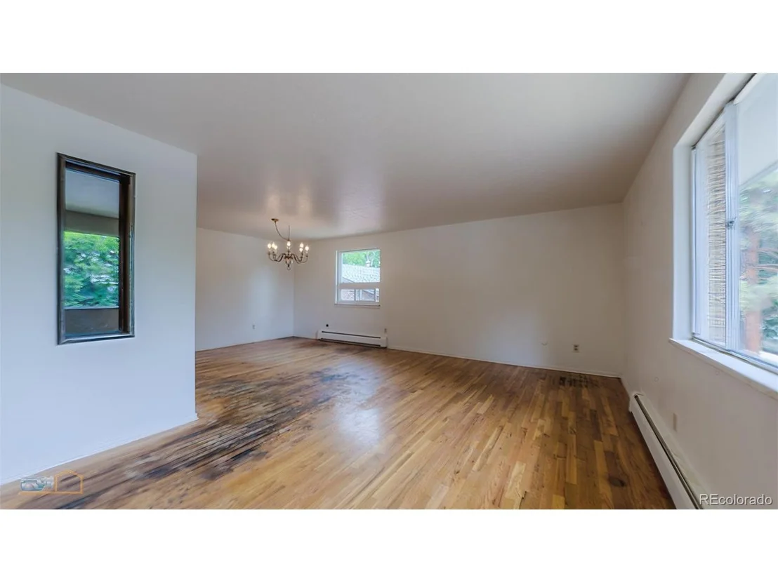 Photo of 935 Morgan Dr