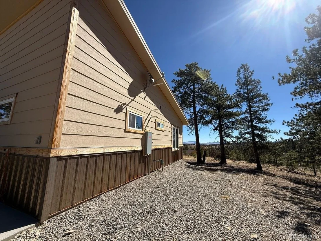 Photo of 909 Pitchfork Rd