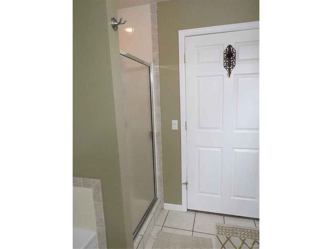 Photo of 445 Skyline Dr
