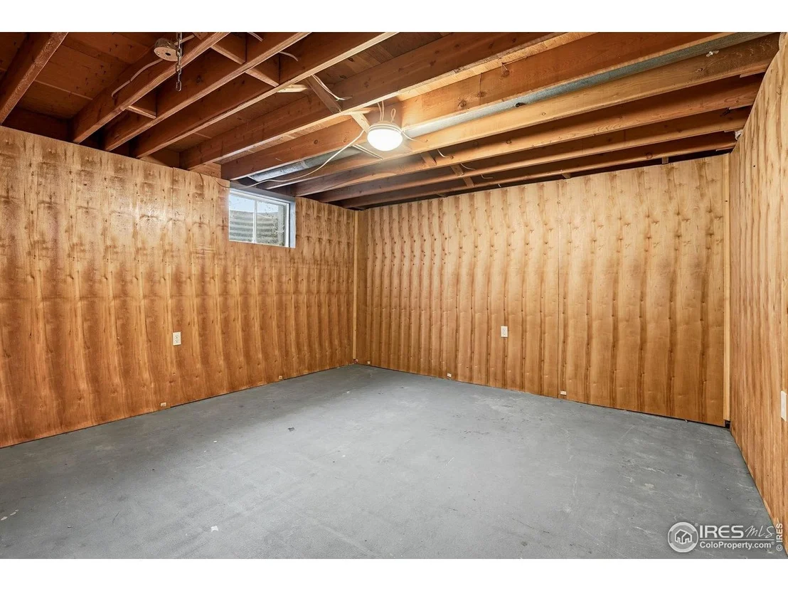 Photo of 4595 Moorhead Ave