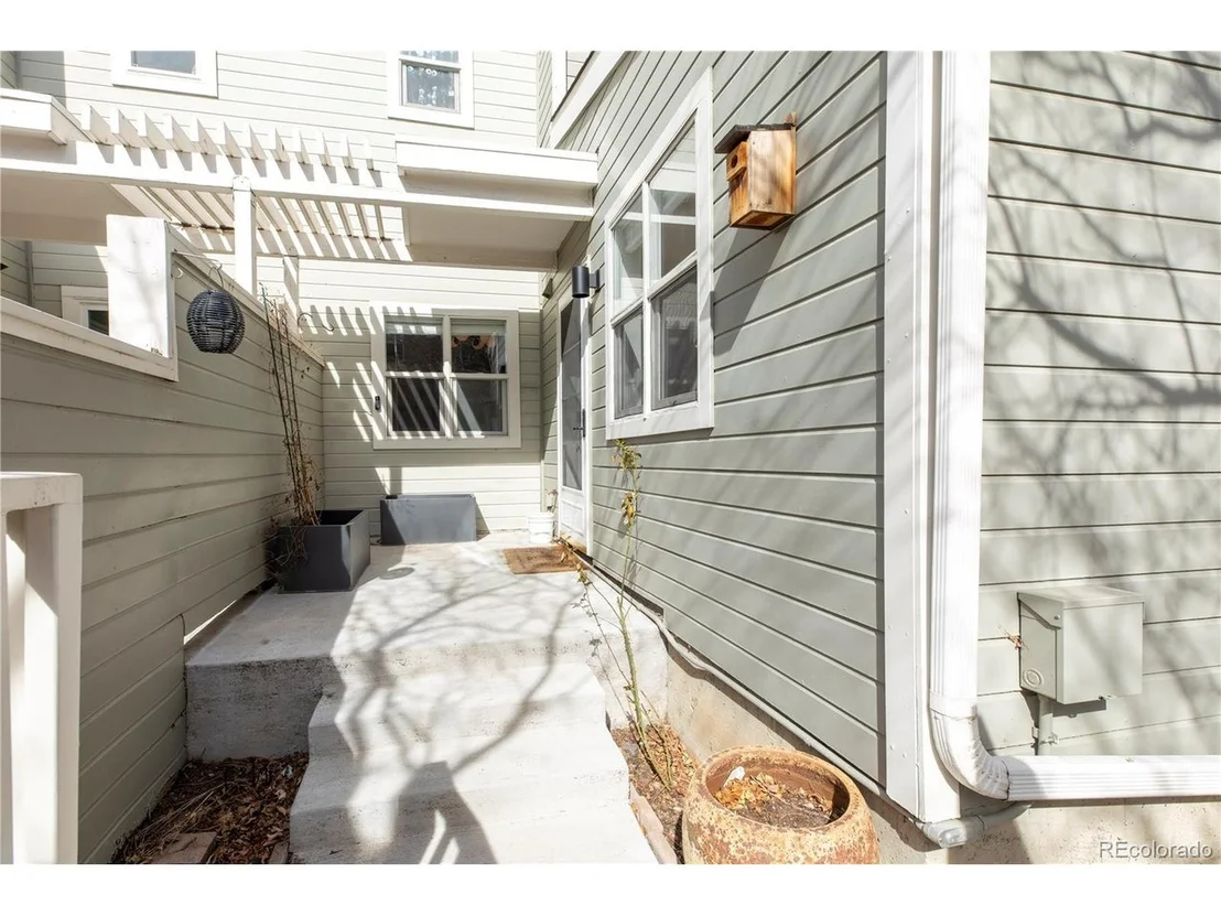 Photo of Unit 104 at 3077 29th St