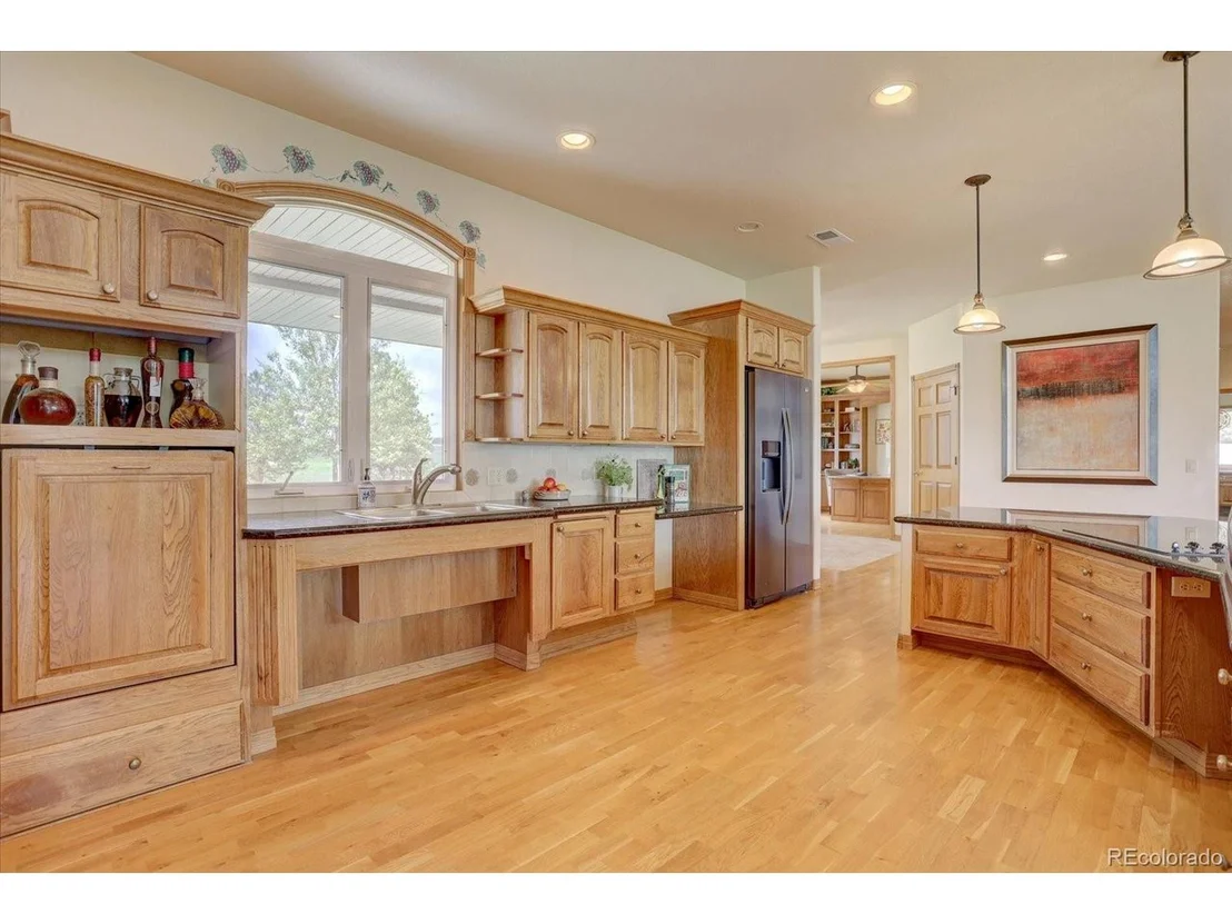 Photo of 2611 Windmill Cir