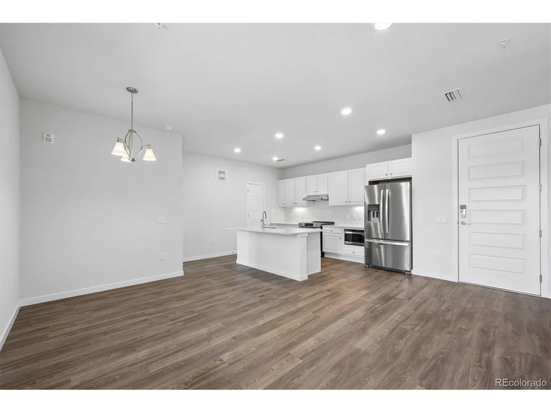 Photo of Unit 2210 at 485 Interlocken Blvd
