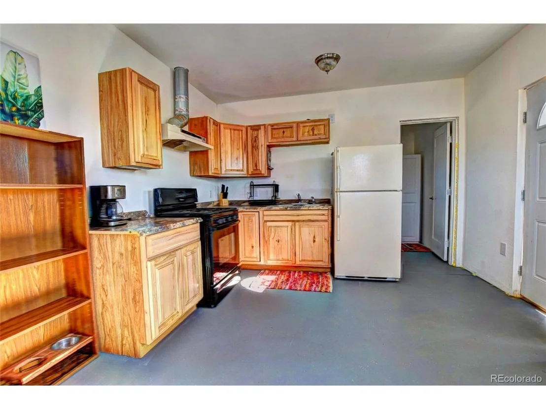 Photo of 160 Rhyolite Dr