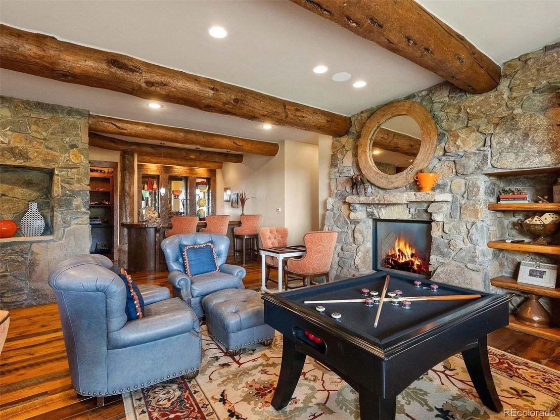 Photo of 9141 Mountain Ranch Rd