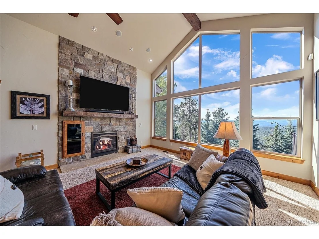 Photo of 1029 Blue Grass Trl