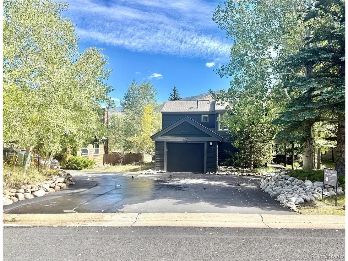 Photo of 102 Blue Grouse Ln