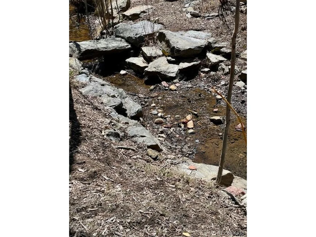 Photo of 694 Crow Valley Rd