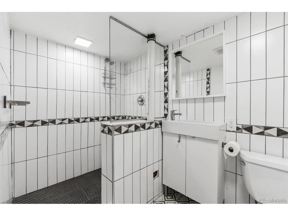 Photo of 215 Beryl Way