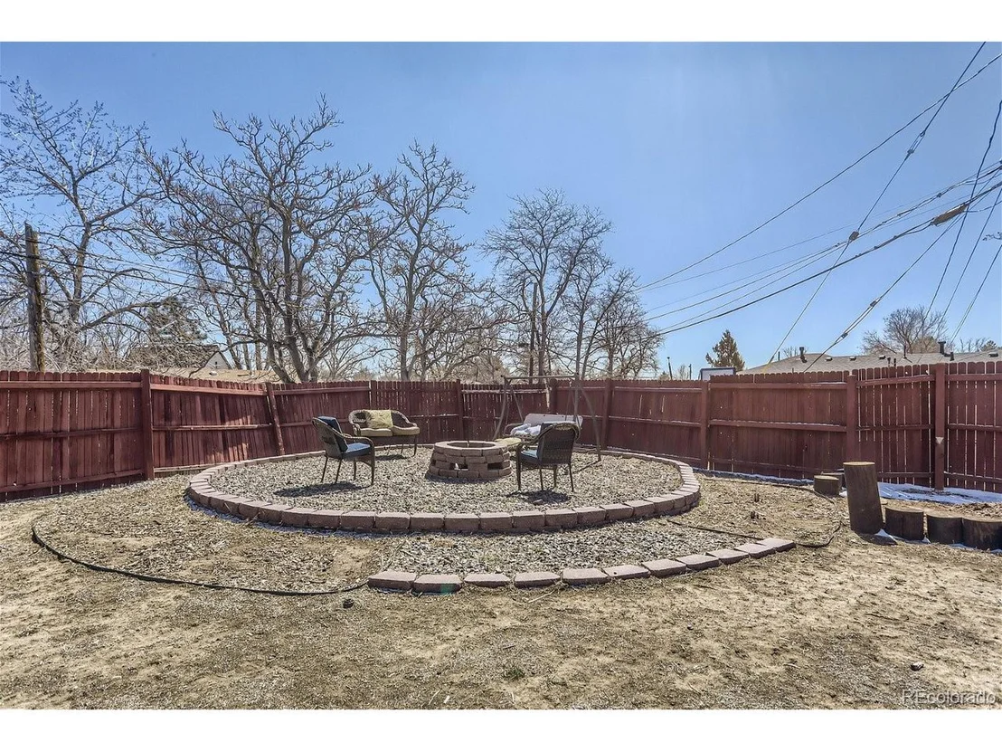 Photo of 1010 Eppinger Blvd