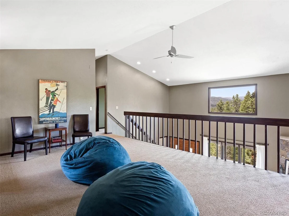 Photo of 400 Golden Dr