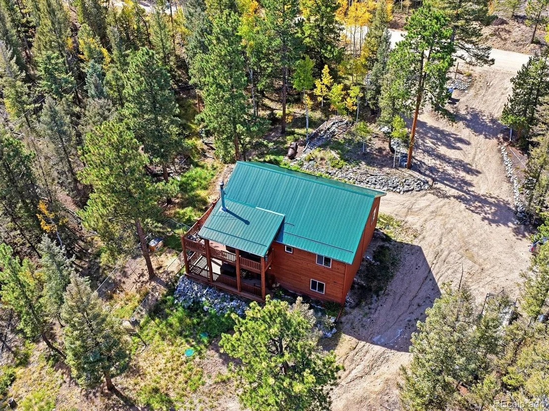 Photo of 1592 S Pine Dr