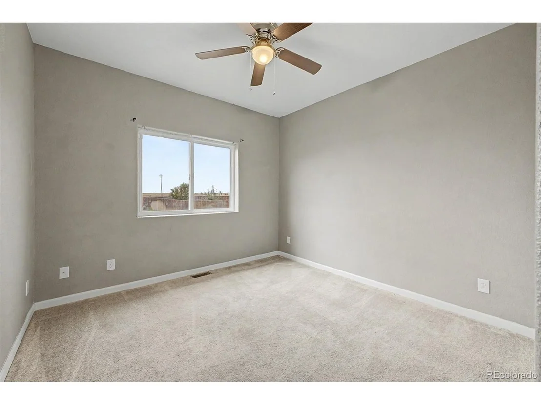 Photo of 1080 Viewridge Rd