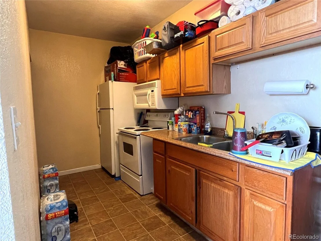 Photo of 5163 Carson St