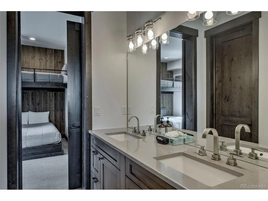 Photo of 89 Barton Way