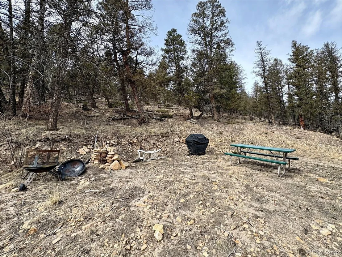 Photo of 1445 Redhill Rd