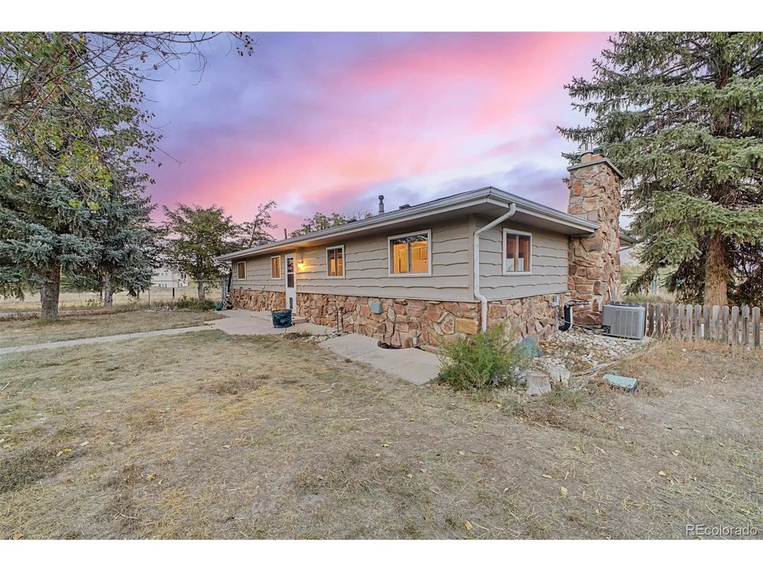 Photo of 2301 S County Road 23e
