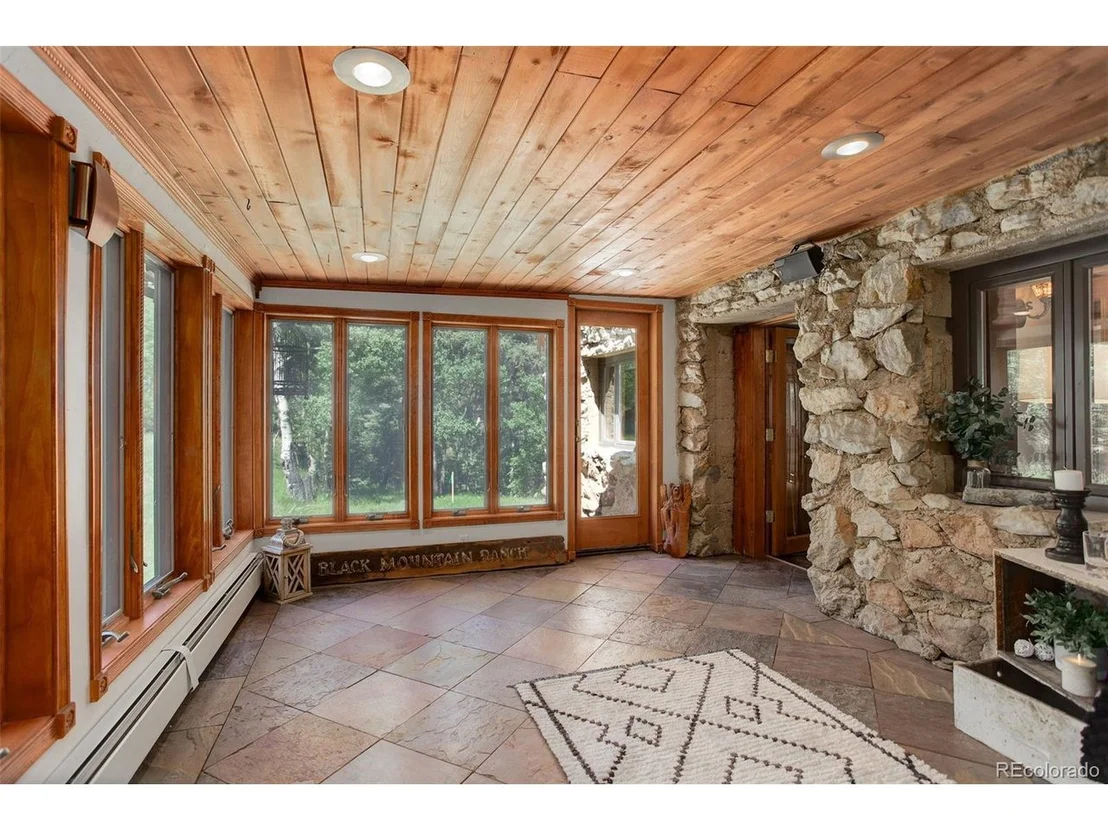 Photo of 9148 Black Mountain Dr