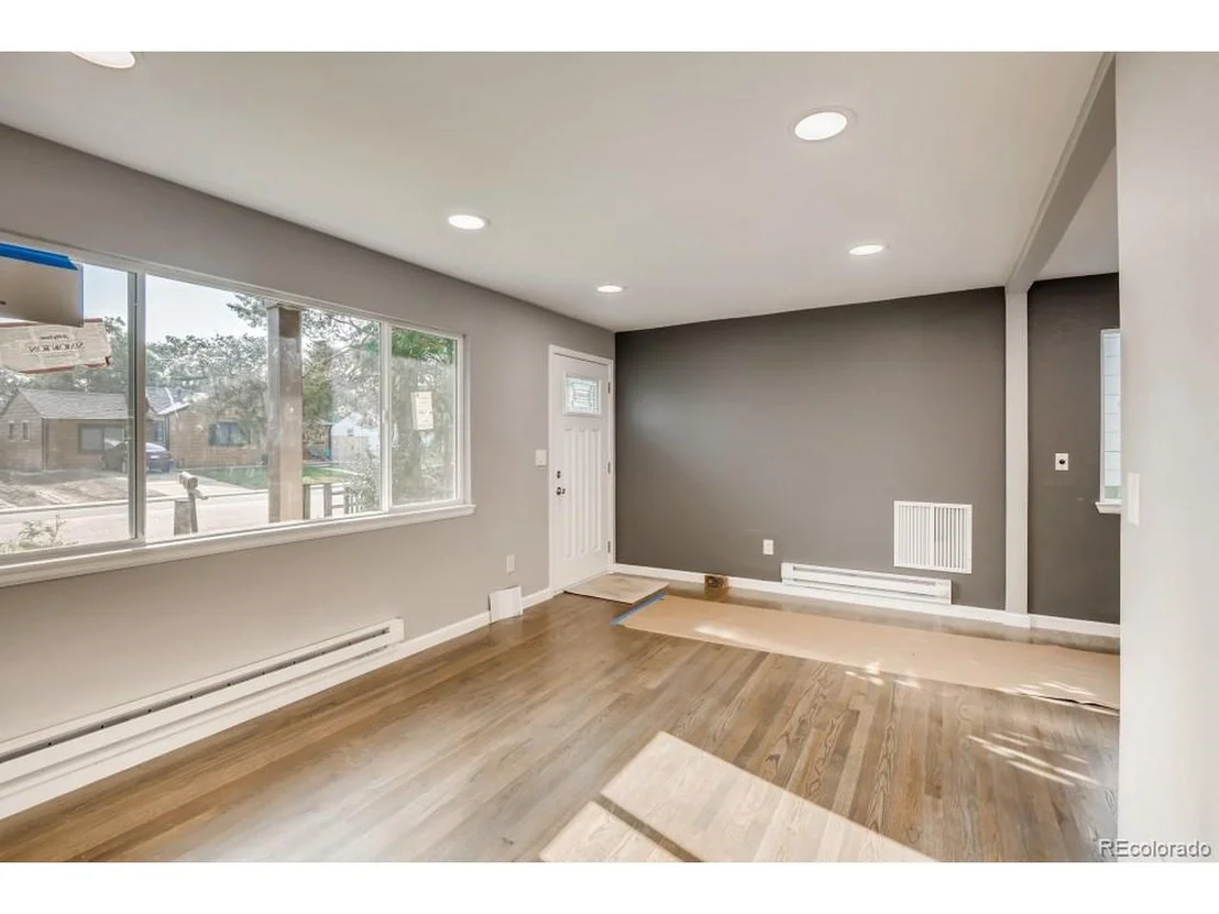 Photo of 725 Lansing St