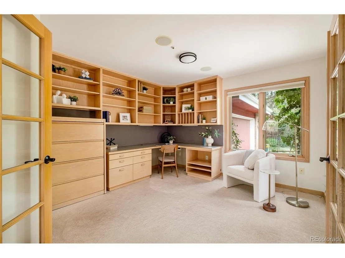 Photo of 1127 Juniper Ave