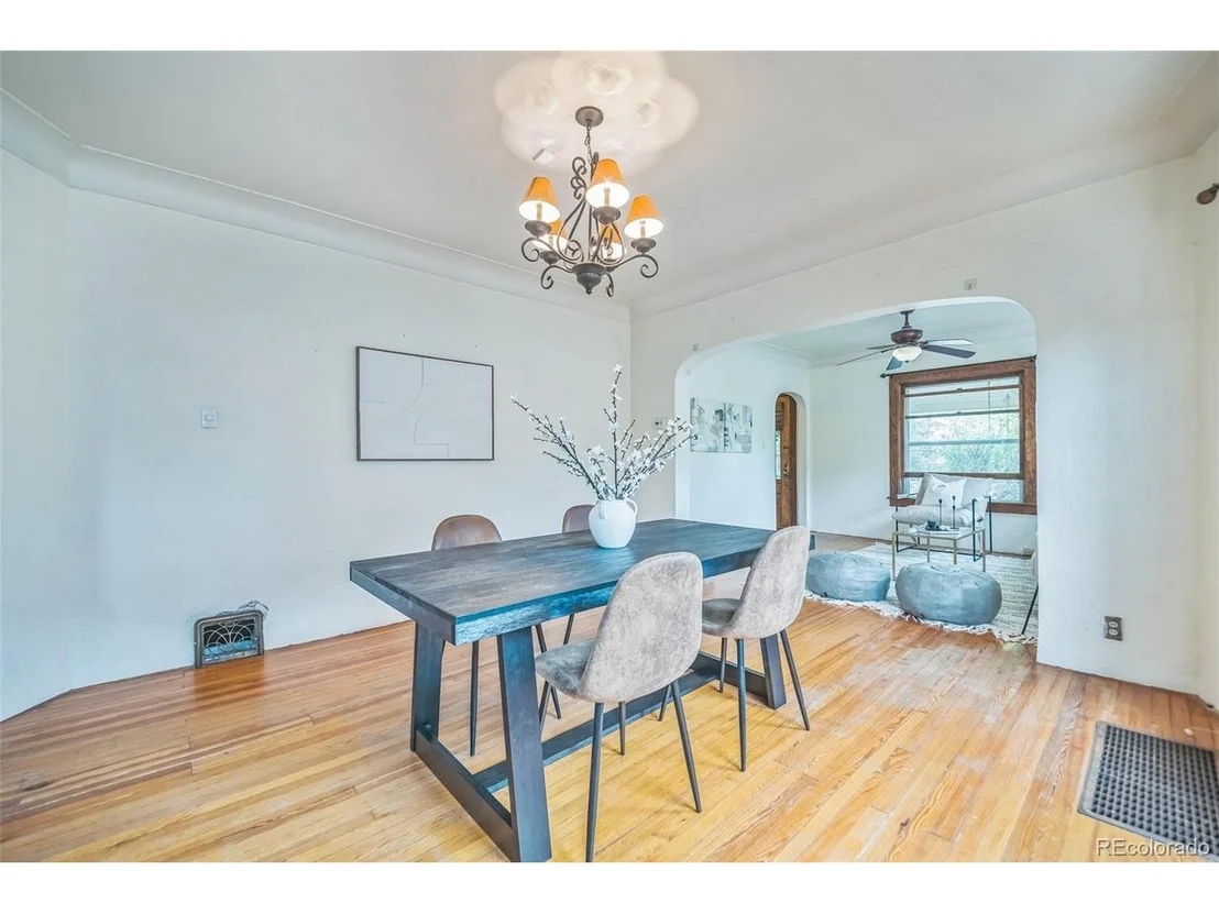 Photo of 3024 W Denver Pl