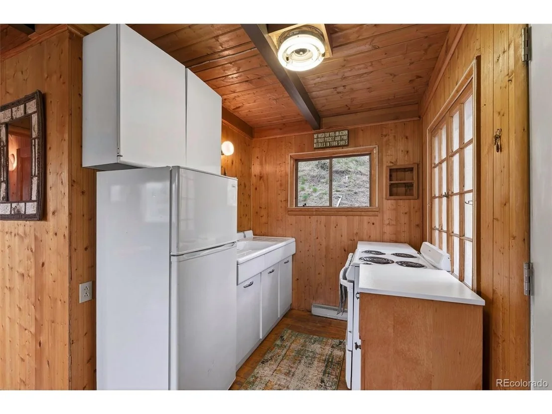 Photo of 354 Mesa Dr