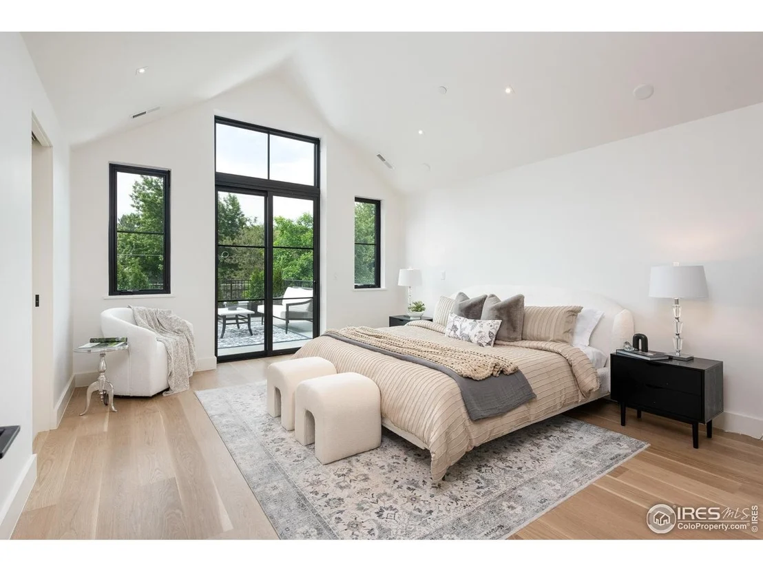 Photo of 640 Iris Ave