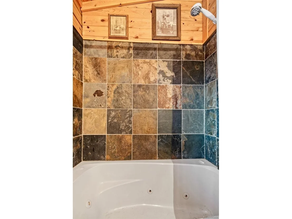 Photo of 225 Deadwood Dr