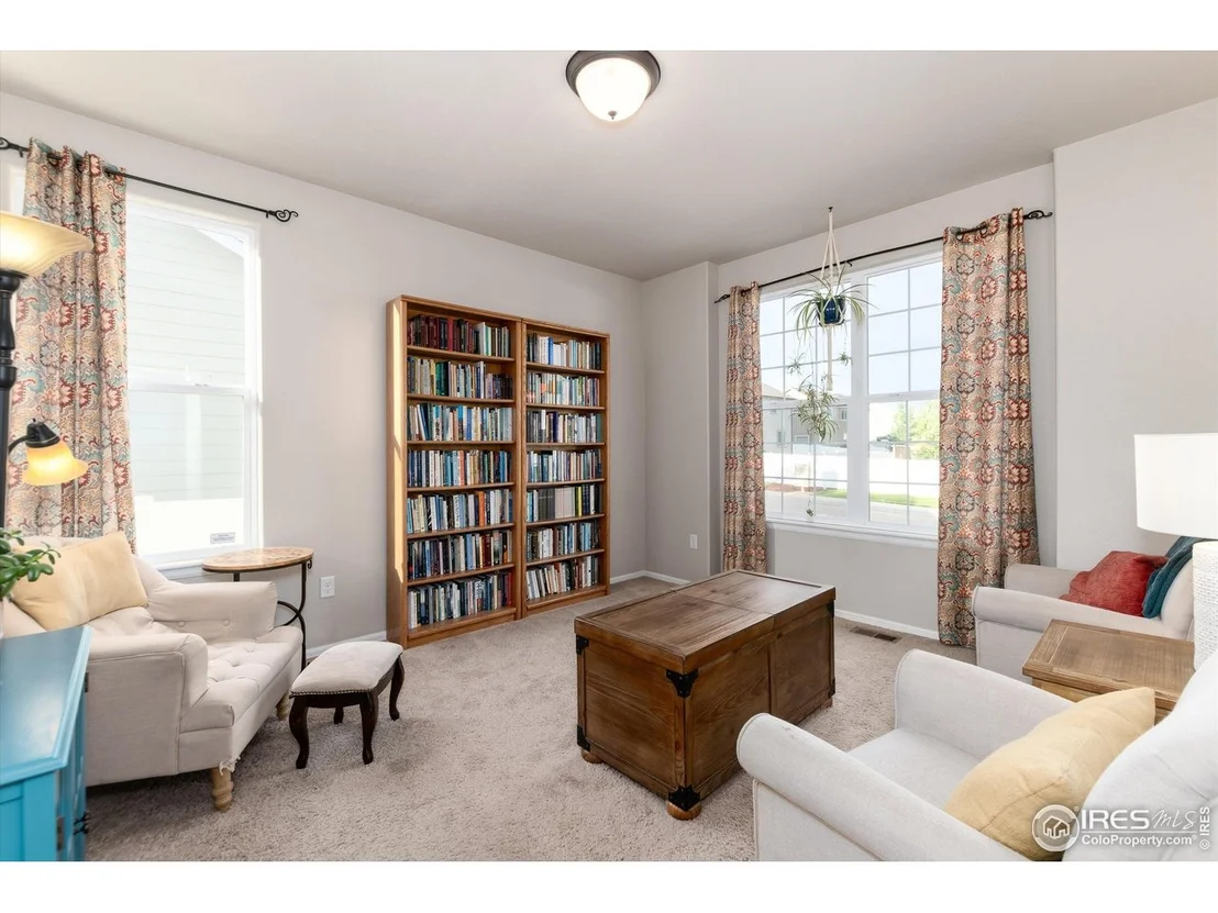 Photo of 318 Juniper St