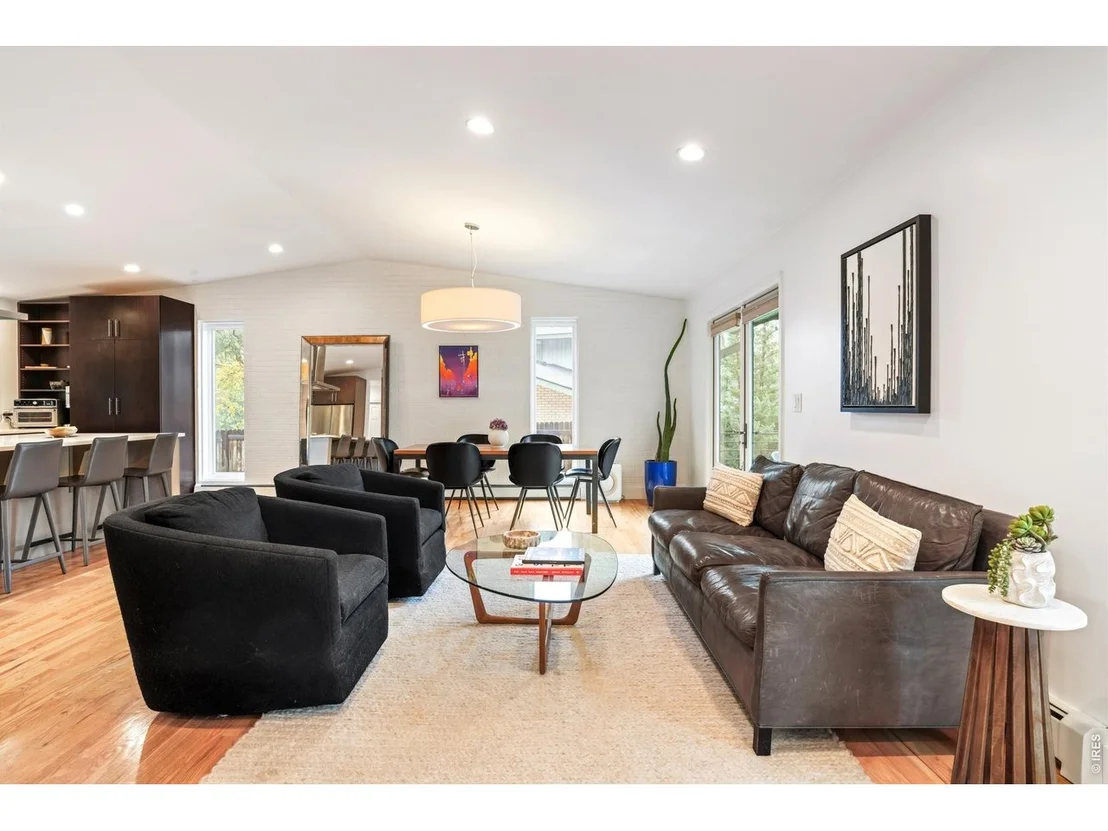 Photo of 200 Mohawk Dr