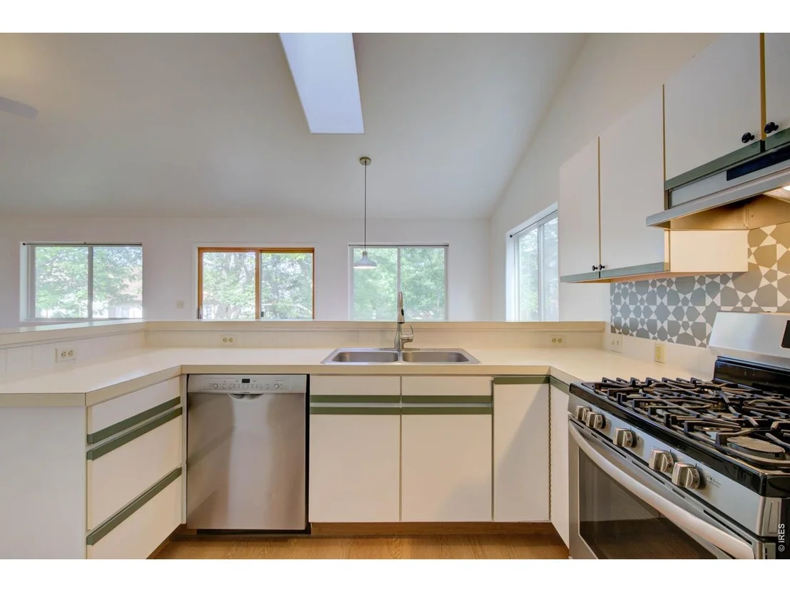 Photo of 213 Welch Dr