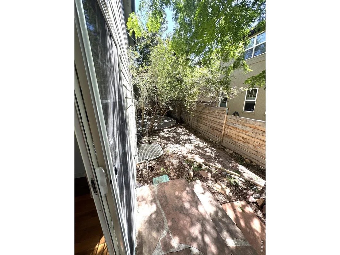 Photo of 1202 Della St