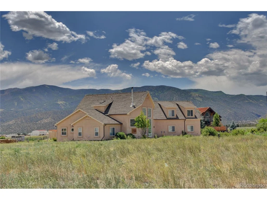 Photo of 8250 Windmill Ln