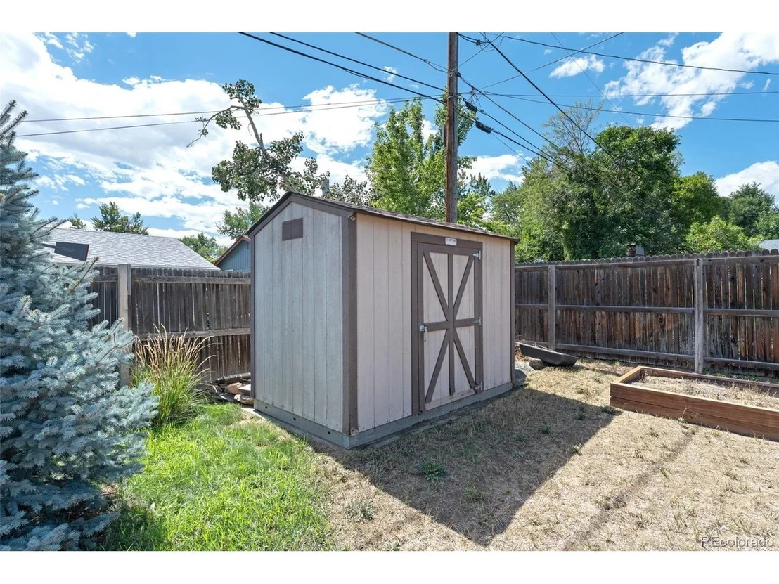 Photo of 6518 W 70th Pl