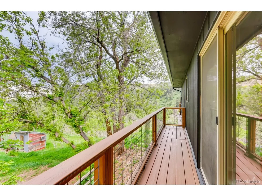 Photo of 69 Baldwin Cir