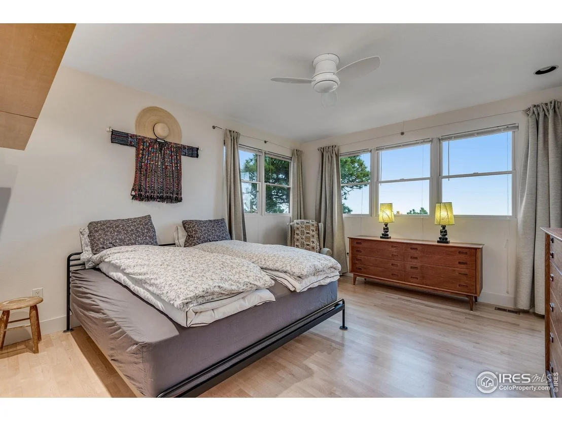 Photo of 435 Quartz Way