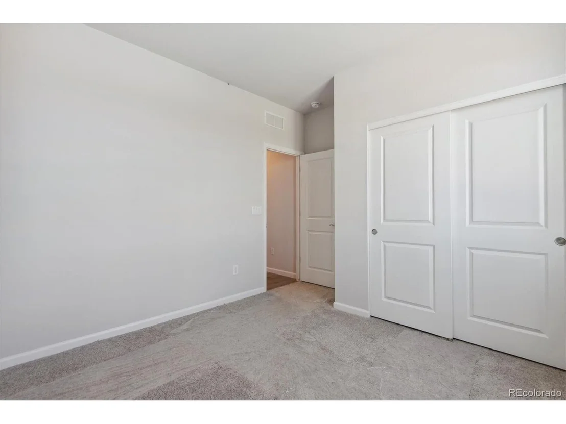 Photo of 1348 Brookfield Pl