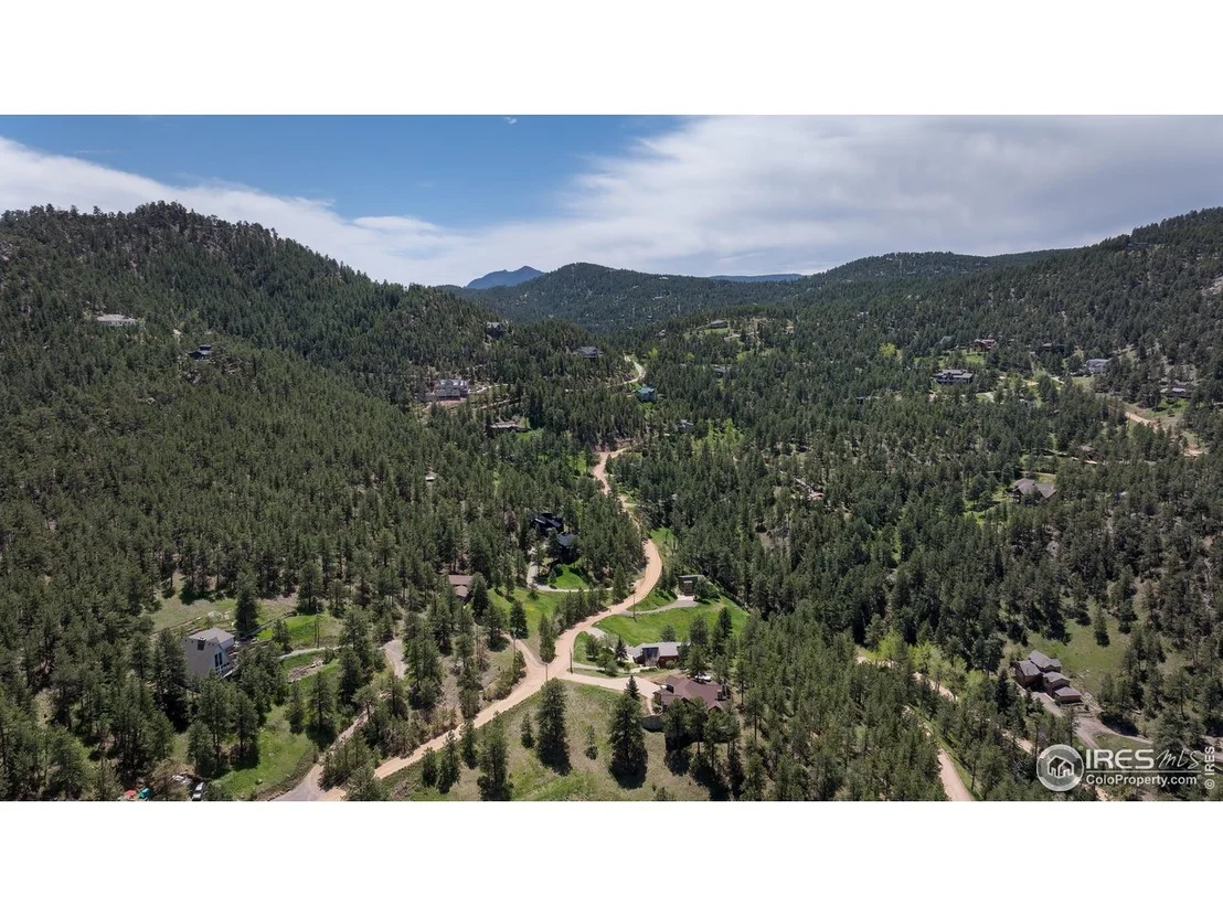 Photo of 604 Bow Mountain Rd