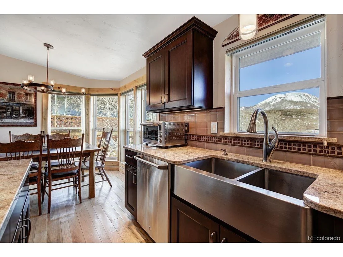 Photo of 379 Hummingbird Cir