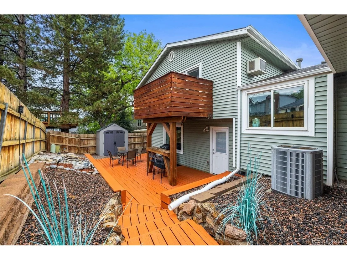 Photo of 2527 W 104th Cir